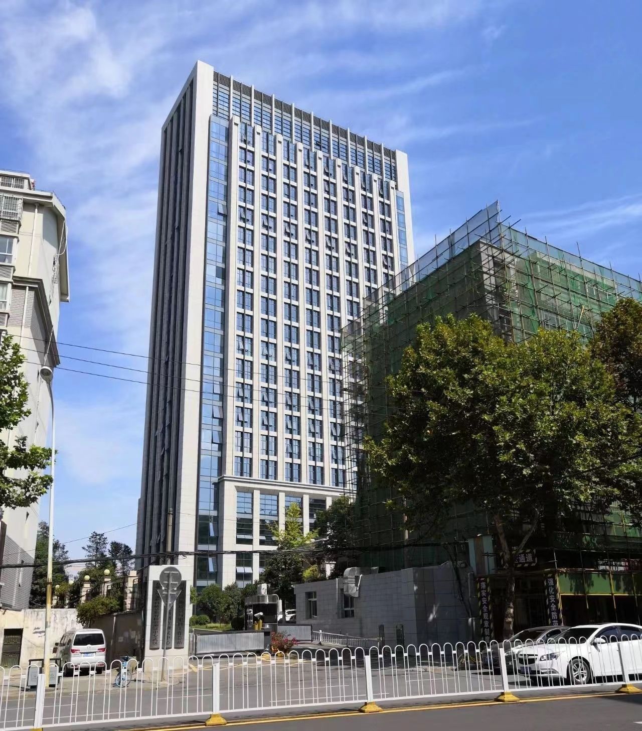 长江日报：武汉闹市有一片涉农创业热土 近百家农企聚首一栋写字楼